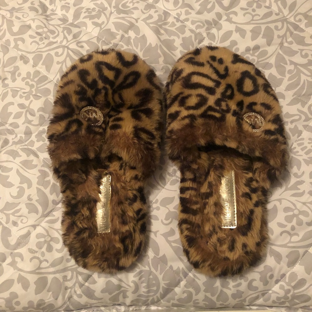 Michale Kors Leopard Slippers